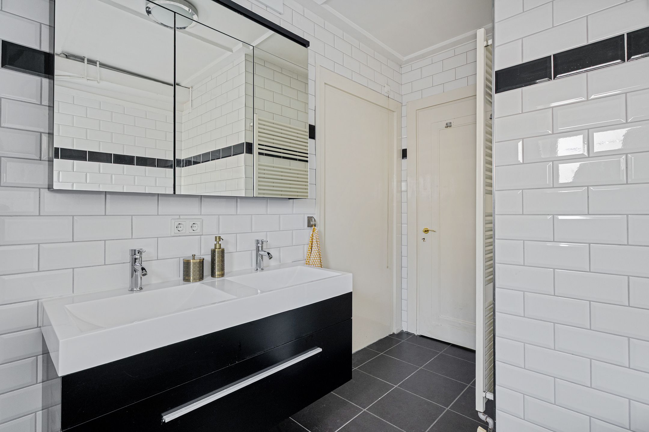 Foto 24 van Laaressingel 8