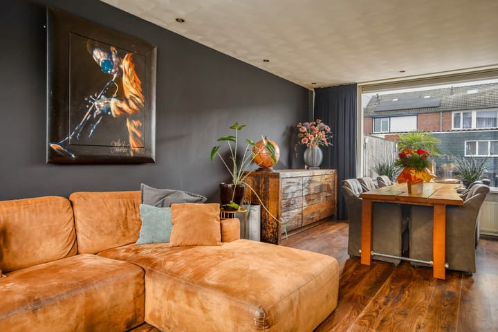 Foto 11 van Straussstraat 14