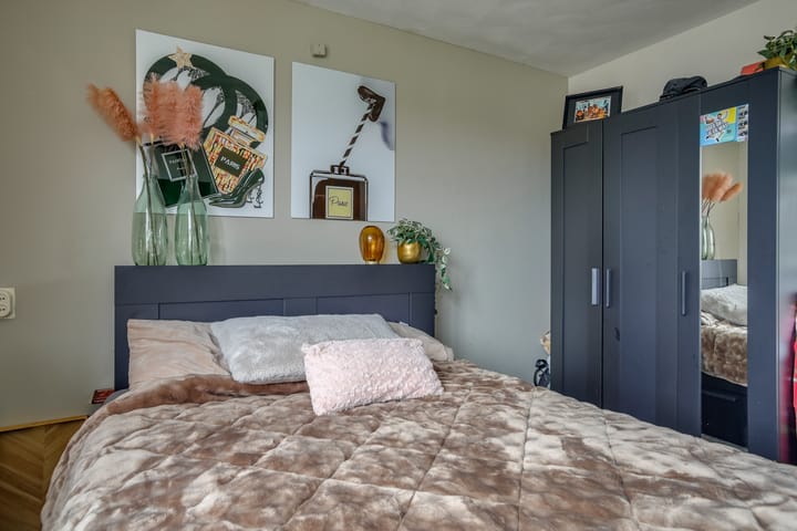 Foto 19 van Straussstraat 14