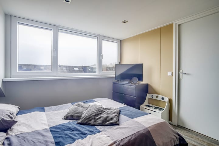 Foto 30 van Straussstraat 14