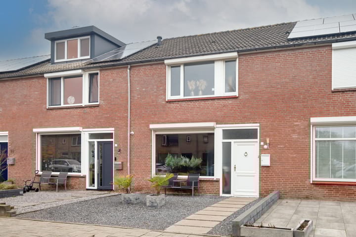 Foto 42 van Straussstraat 14