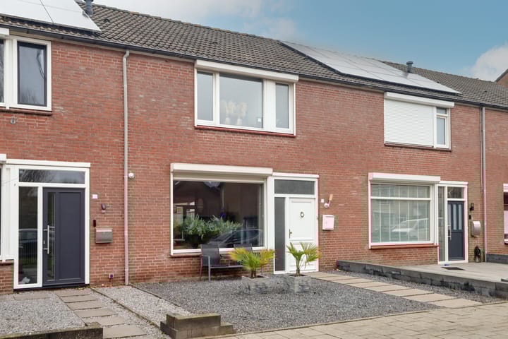 Foto 43 van Straussstraat 14