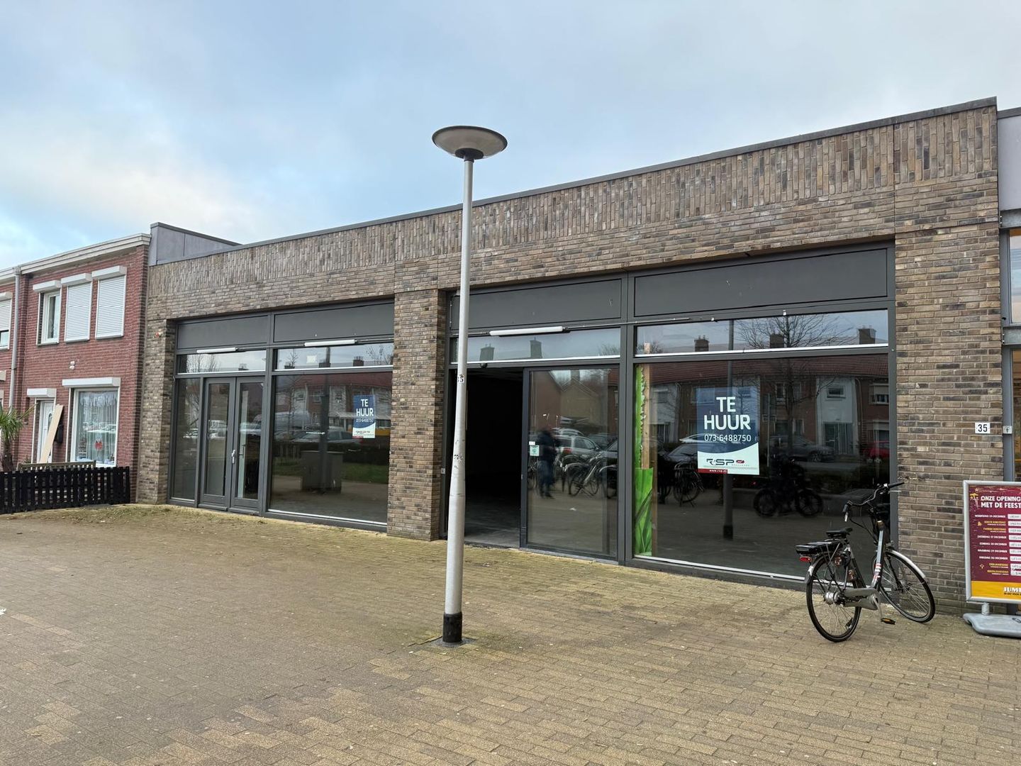 View photo 3 of Pater van den Elsenplein 38