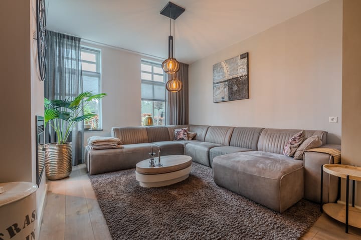 Photo 19 of Bovenburen 219