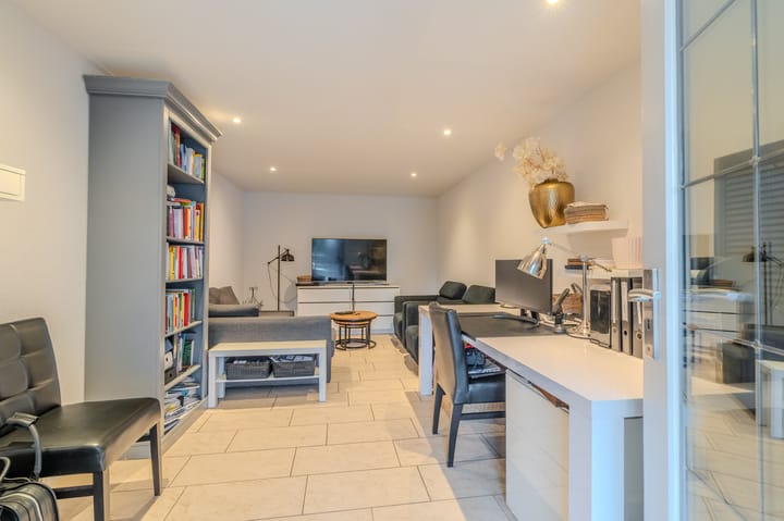 Photo 37 of Bovenburen 219