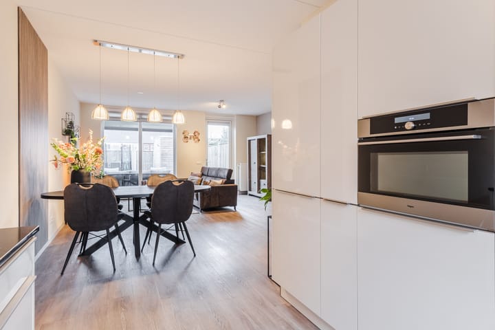 Foto 12 van Zilverschat 8