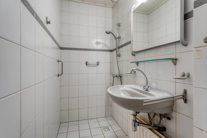 Photo 8 of Johanna van Burenstraat 34