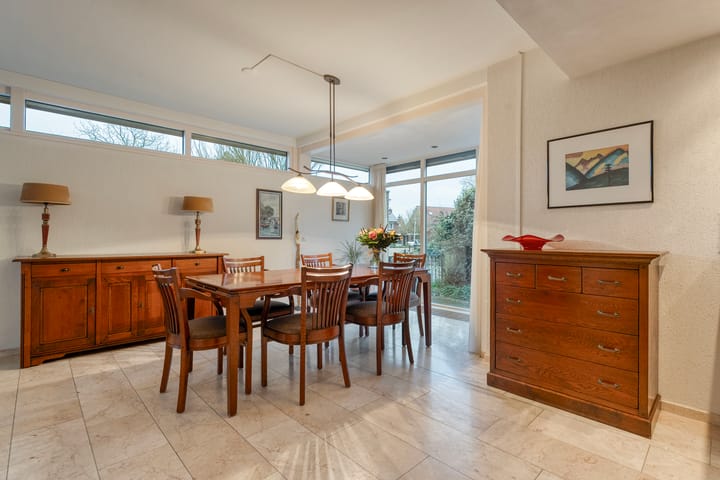 Photo 9 of Johanna van Burenstraat 34