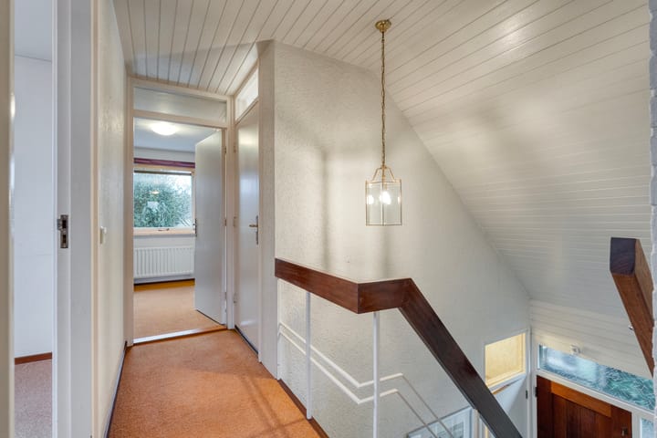 Photo 23 of Johanna van Burenstraat 34