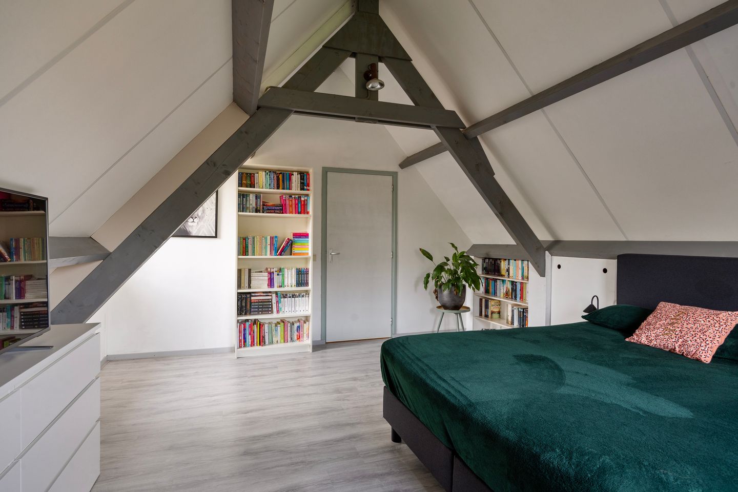 Foto 20 van De Hoeven 18