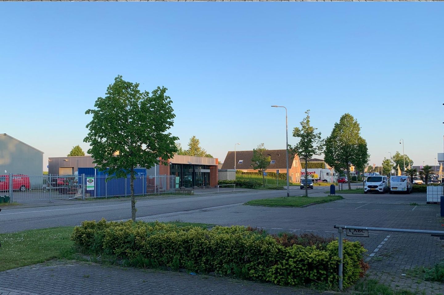 Bekijk foto 2 van Christiaan Huygensstraat 46