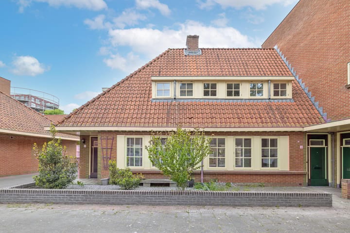 Photo 3 of Marconistraat 126