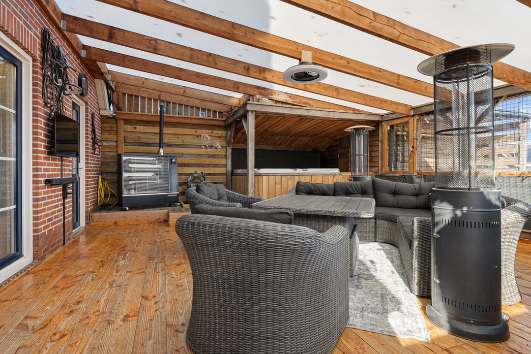 Photo 26 of Oosterstraat 62