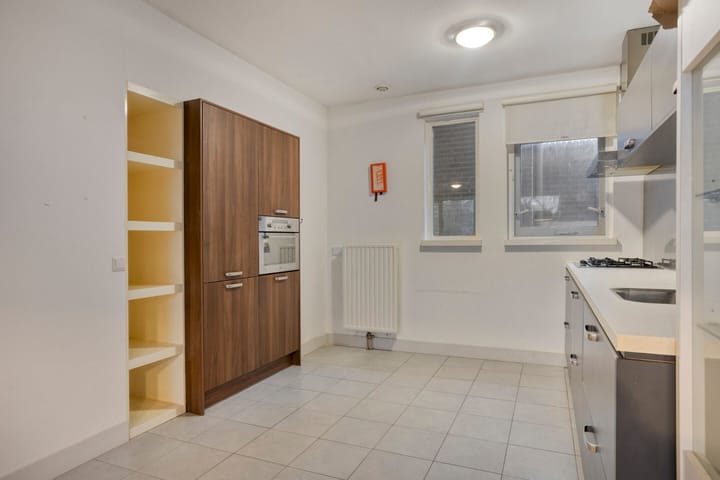 Foto 9 van Winkelwaard 44