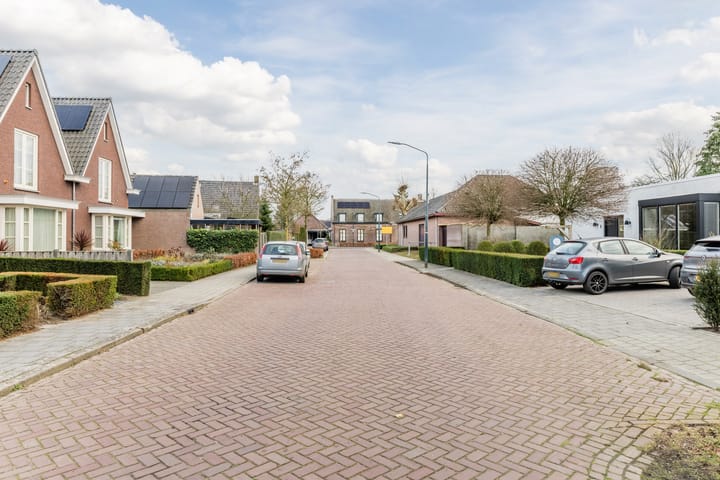 Foto 41 van De Brouwerstraat 4