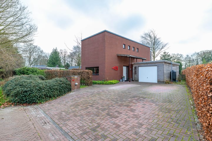 Photo 2 of Pastorietuin 43