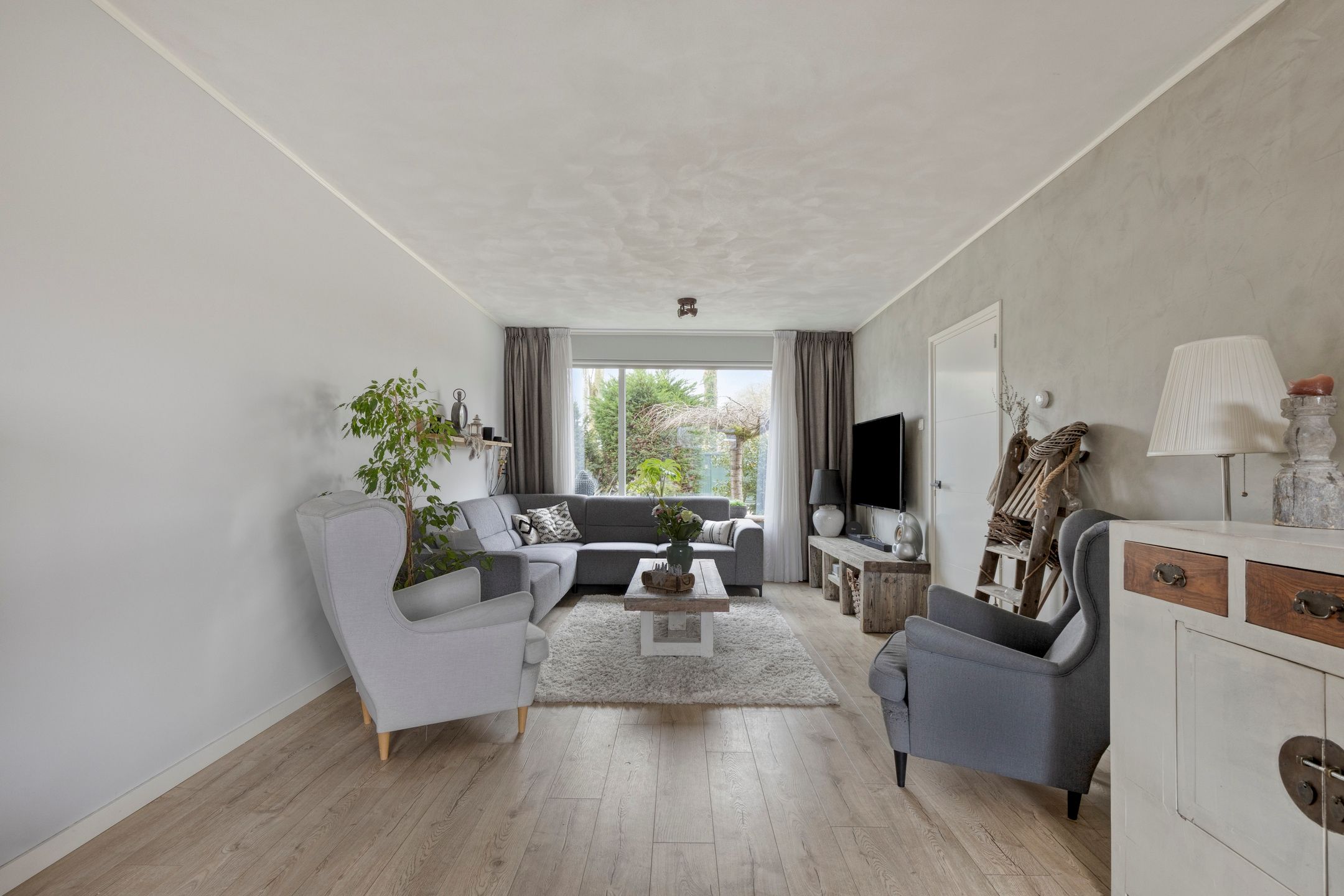 Foto 6 van Dorus Rijkersstraat 1