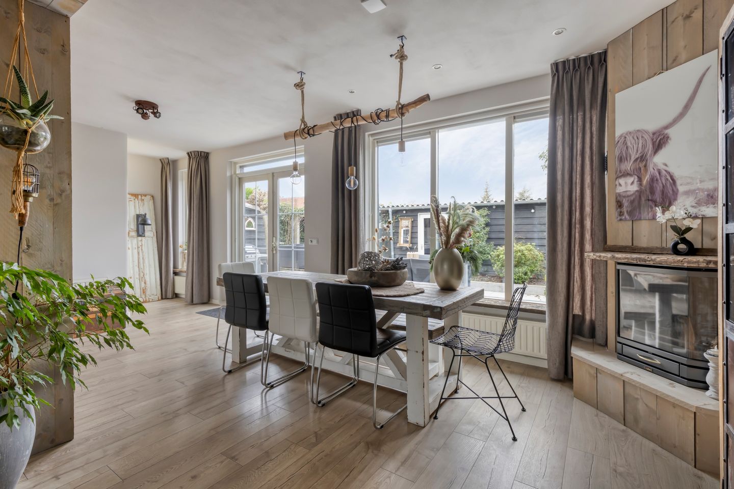 Foto 10 van Dorus Rijkersstraat 1