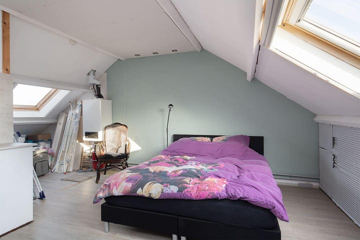 Photo 16 of Stikkerstraat 13