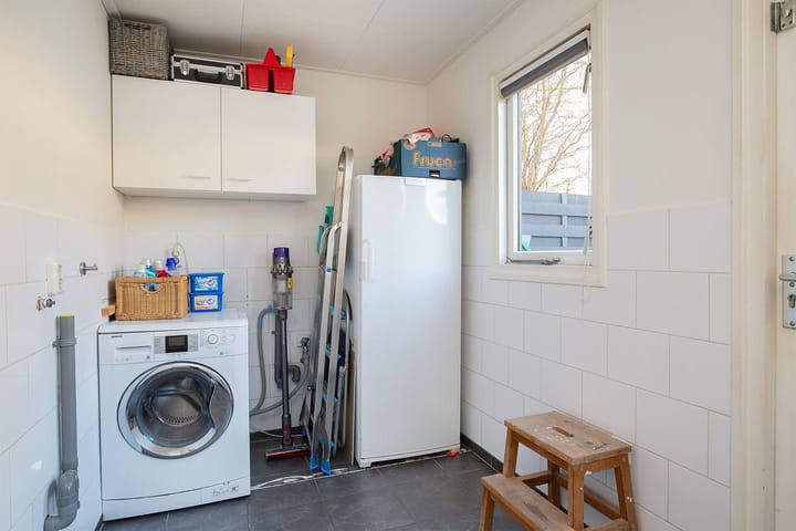 Photo 9 of Stikkerstraat 13