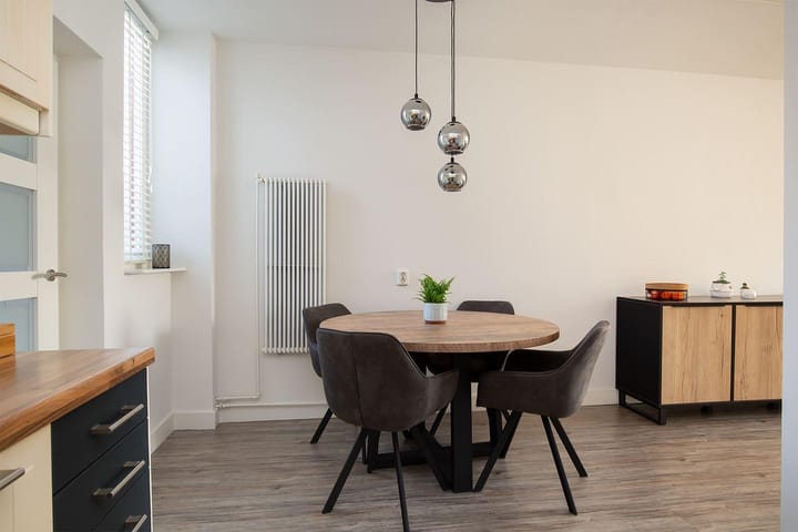 Photo 4 of Stikkerstraat 13