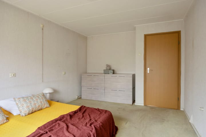 Foto 16 van Van Miereveltstraat 51