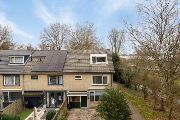 Foto 32 van Van Miereveltstraat 51