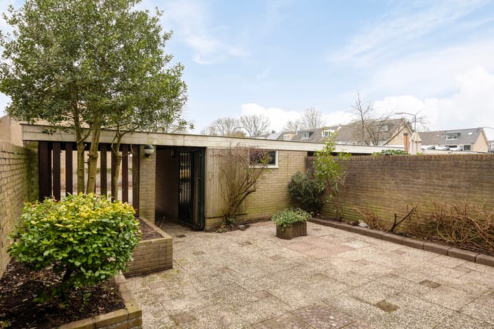 Foto 29 van Van Miereveltstraat 51