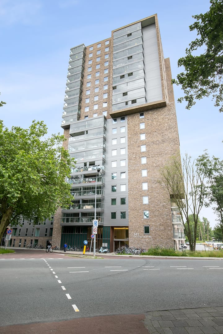 Foto 2 van Friesestraatweg 141-24