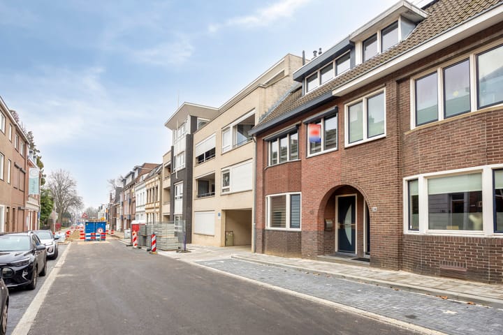 Photo 4 of Akerstraat 138