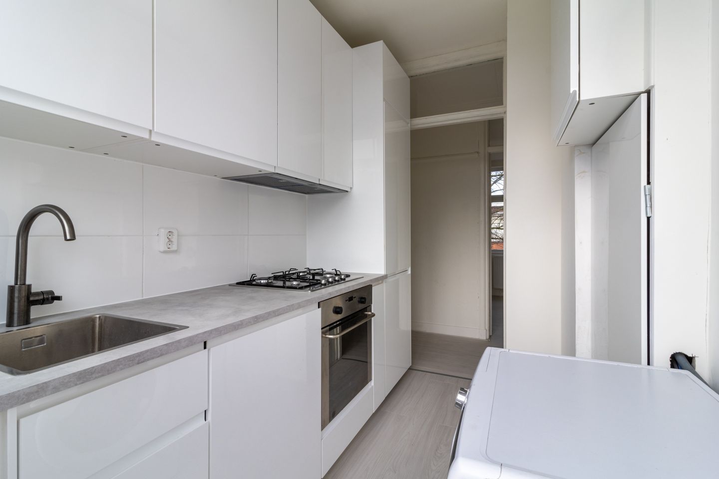 Foto 10 van Linnaeusstraat 130