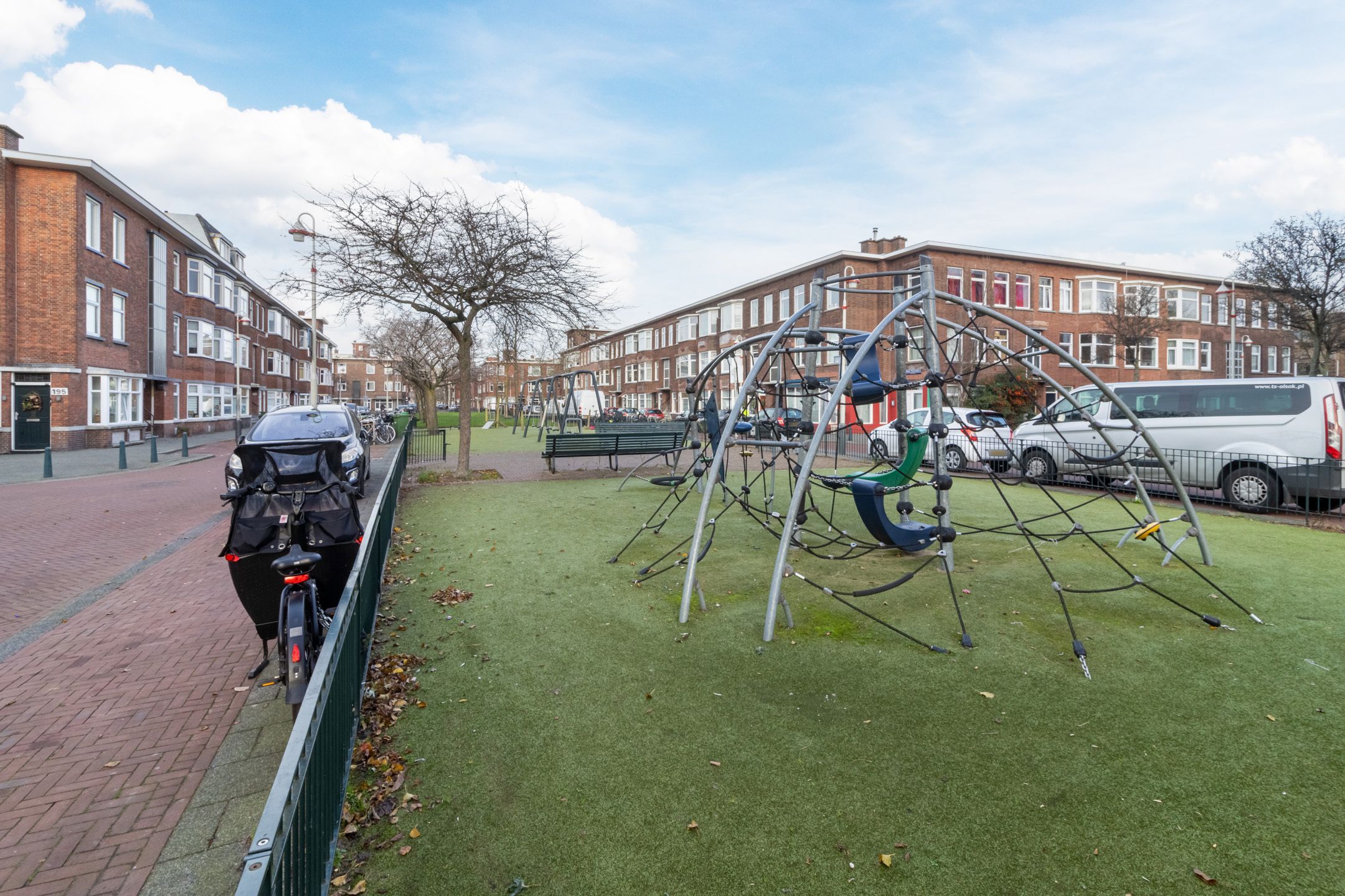 Foto 27 van Linnaeusstraat 130