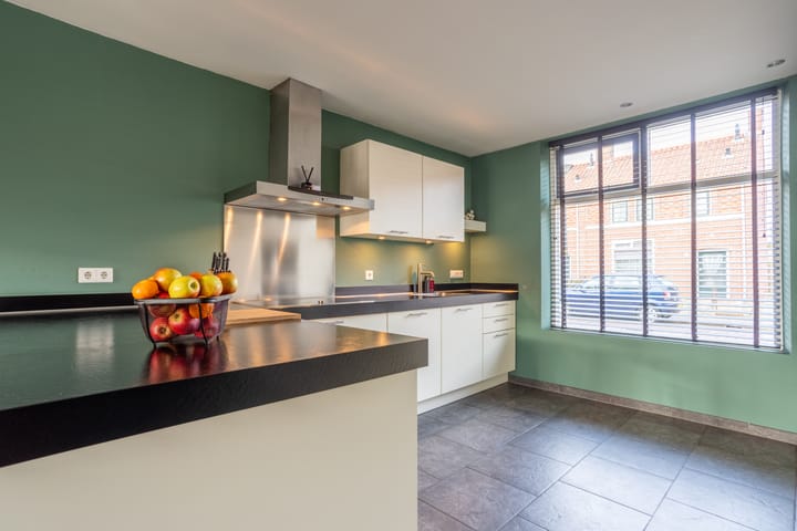 Foto 10 van Scheringstraat 15