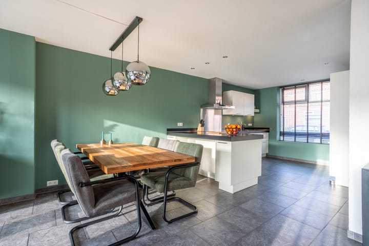 Foto 16 van Scheringstraat 15