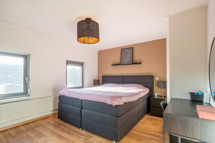 Foto 27 van Scheringstraat 15