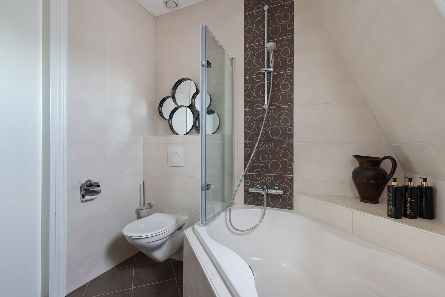 Foto 49 van Schokker 41