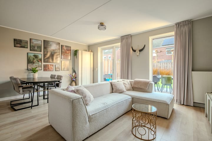 Photo 2 of Gijs van Aardennestraat 68