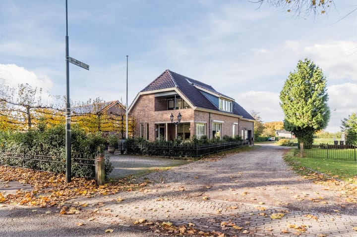 Foto 2 van Dorpsstraat 5