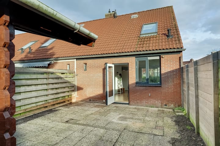 Photo 17 of Groef 12