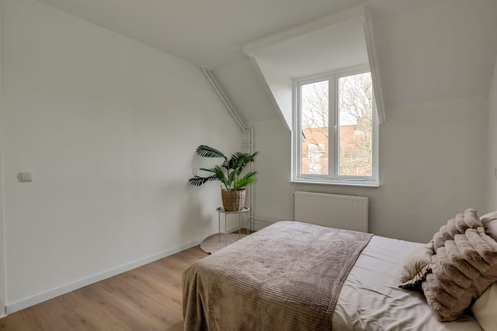 Photo 24 of Groef 12