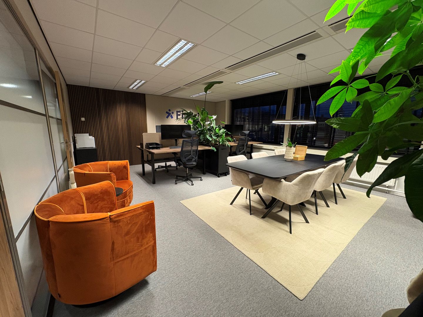 View photo 2 of Burgemeester Verderlaan 11