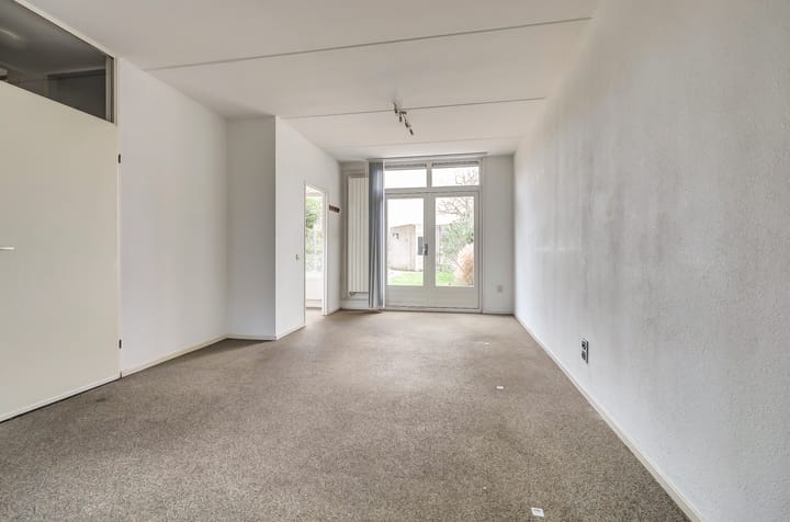 Foto 6 van Van Herlaerstraat 12