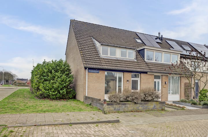 Foto 29 van Van Herlaerstraat 12