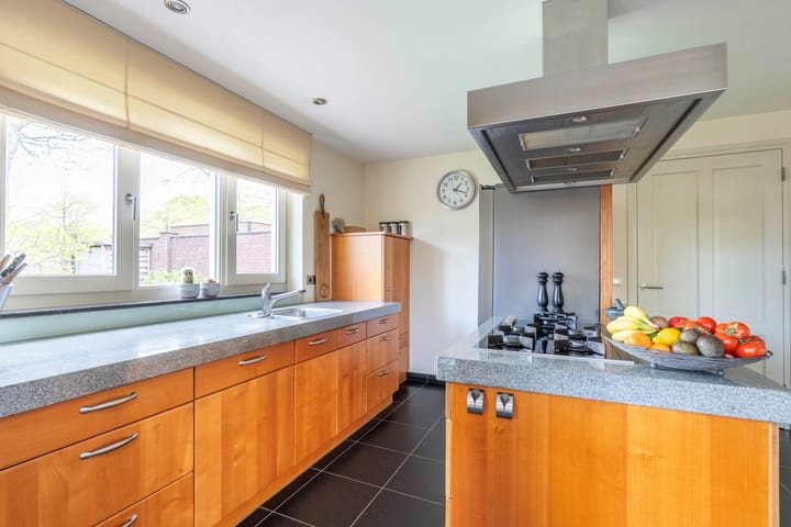 Foto 35 van Raaijweg 1