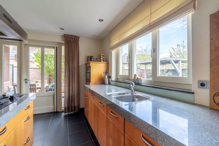 Foto 36 van Raaijweg 1