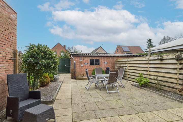 Photo 4 of Drostlaan 8-B