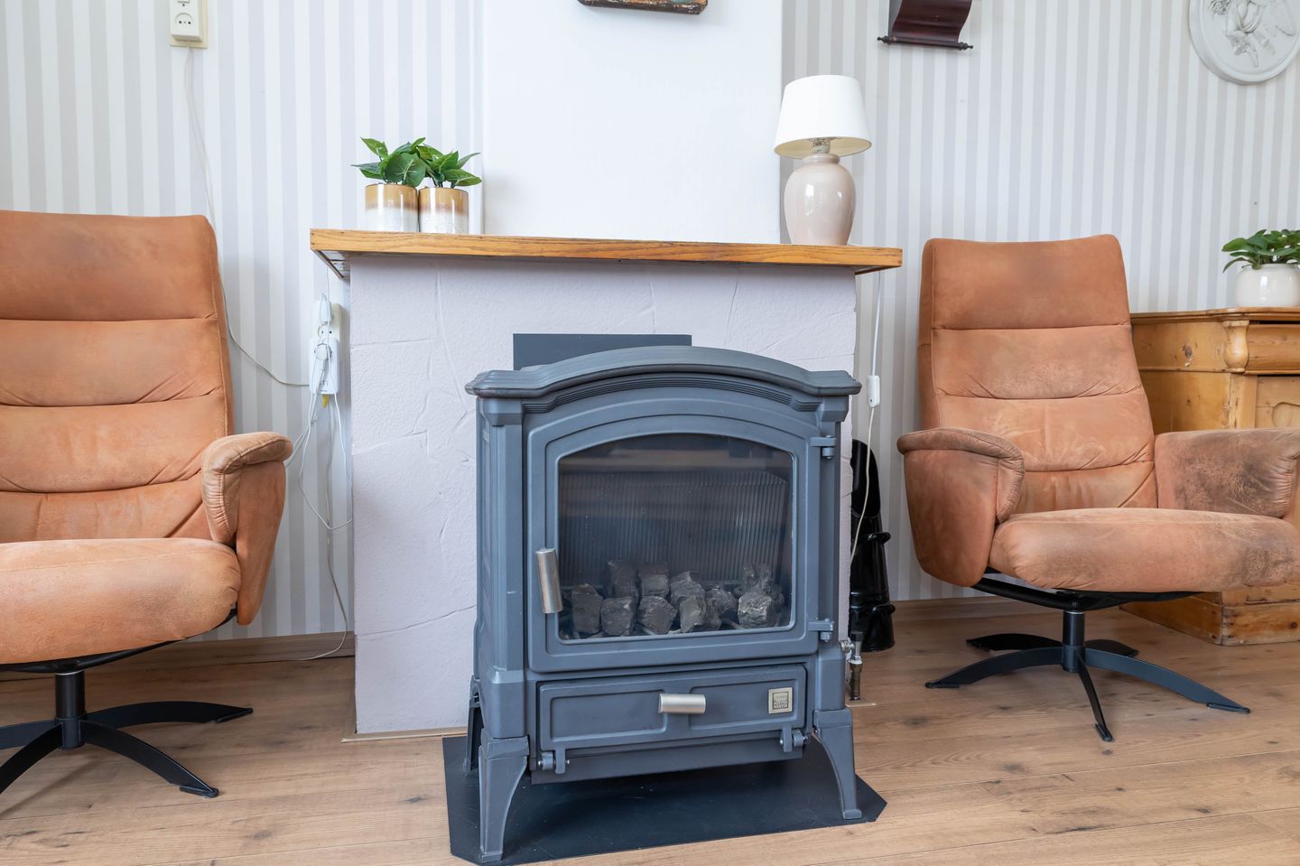 Photo 10 of Hoofdstraat 23