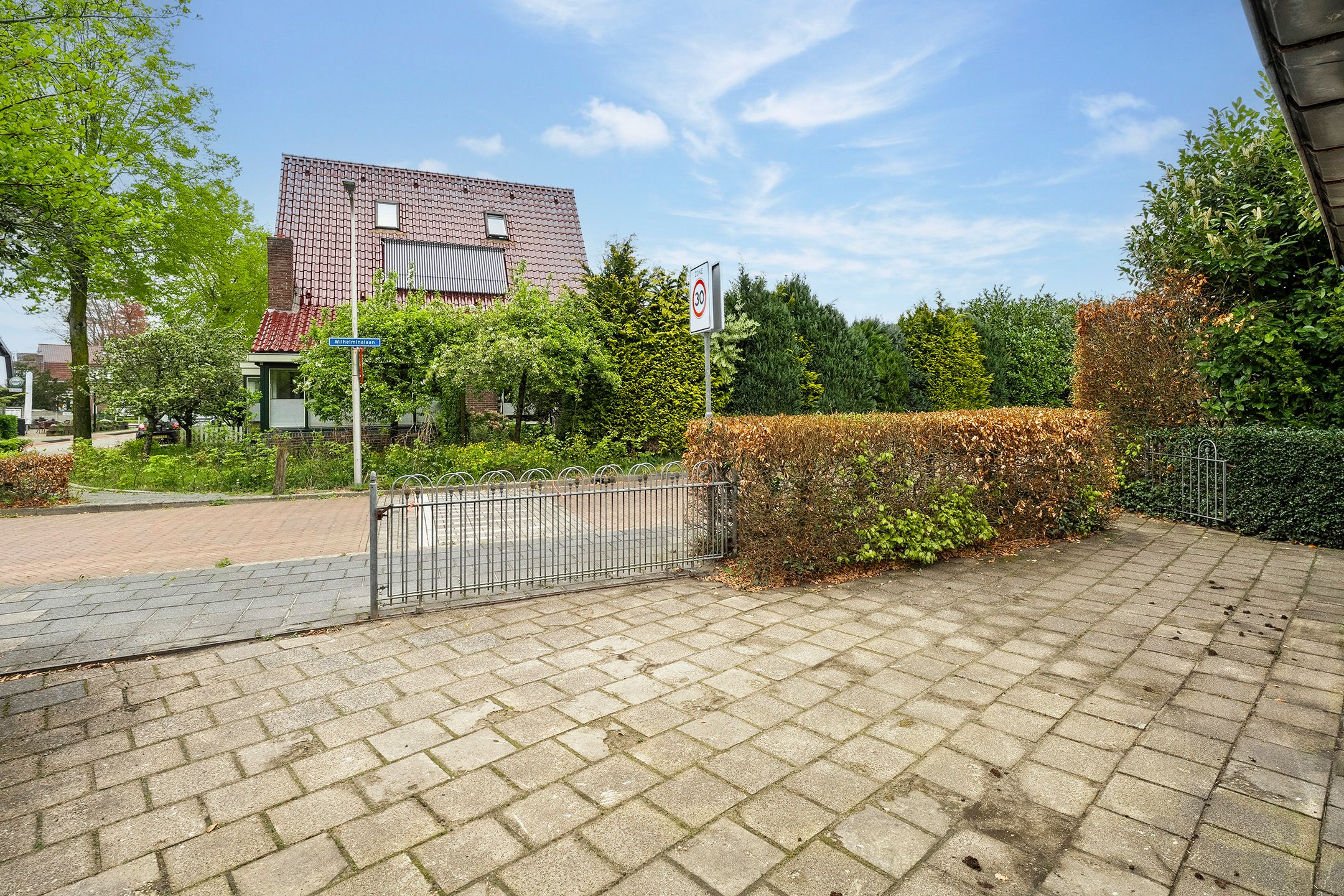 Photo 33 of Hoofdstraat 23