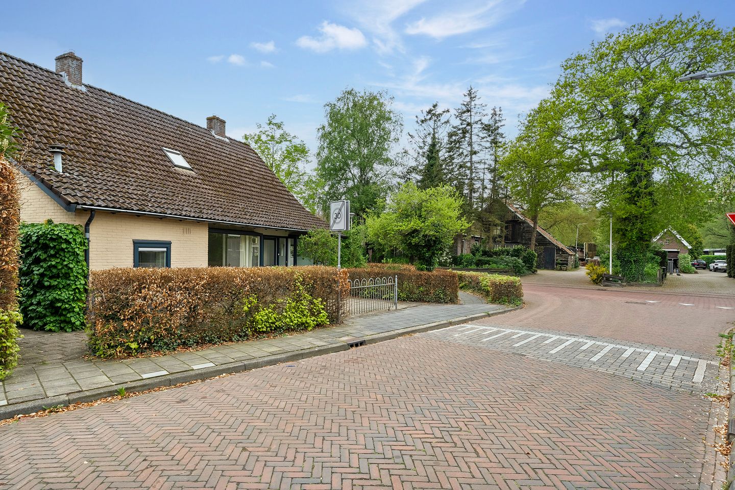 Photo 55 of Hoofdstraat 23