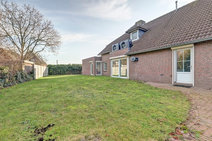 Foto 84 van Veldsehuizen 11-A